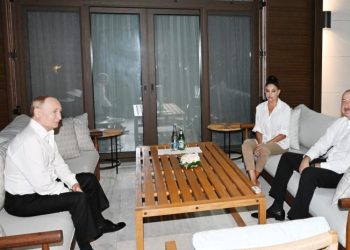 ილჰამ ალიევმა პუტინს სახლში უმასპინძლა