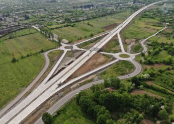 რიკოთის უღელტეხილზე ტრანსპორტი შეუფერხებლად გადაადგილდება – გზების დეპარტამენტი