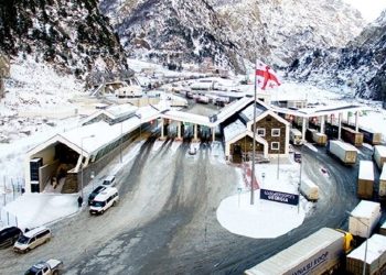 საქართველოს საზღვარზე რუსეთიდან დეპორტირებული უკრაინის 17 მოქალაქე სარდაფში ცხოვრობს