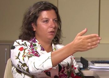 საქართველო თითქოს მრავალწლიანი ლოთობიდან გამოვიდა – სიმონიანს ივანიშვილის გამოსვლა მოეწონა