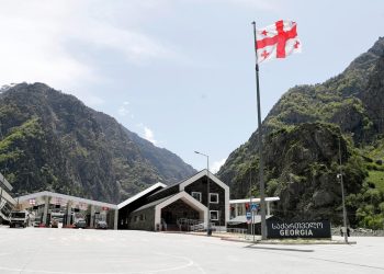 18 სექტემბრიდან 2 ოქტომბრის ჩათვლით, სამი საათით, “ყაზბეგის” გამშვები პუნქტის გავლით ყველა სახის ტრანსპორტის მოძრაობა შეიზღუდება