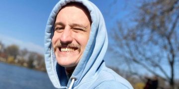 პრეზიდენტმა რუსული კანონის საწინააღმდეგო აქციაზე დაკავებული გიორგი შანიძე შეიწყალა