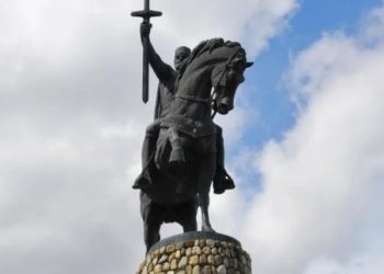 თბილისში ერეკლე II-ს ძეგლის დადგმისთვის კულტურის სამინისტროს 955 000 ლარი გამოეყოფა