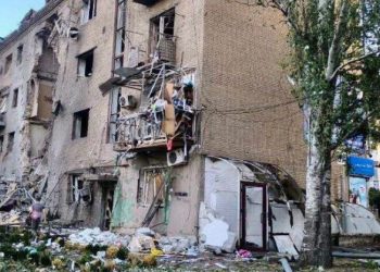 რუსებმა ქალაქი ზაპოროჟიე დაბომბეს | დაშავებულია სულ მცირე 13 ადამიანი