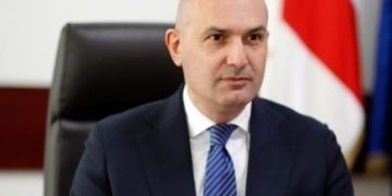 რუსლან აბაშიძე აფხაზეთის ავტონომიური რესპუბლიკის მთავრობის თავმჯდომარის თანამდებობას ტოვებს