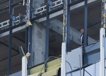 რუსეთის თავდაცვა ამტკიცებს, რომ ღამით 144 დრონი ჩამოაგდეს