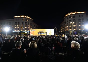 “ბიძაჩემმა, გაქანებული კომუნისტების დროს, მოახერხა, უწმინდესის ლოცვა-კურთხევით, აეშენებინა რუსთავში ეკლესია” – მამუკა ხაზარაძე