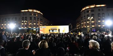 “ბიძაჩემმა, გაქანებული კომუნისტების დროს, მოახერხა, უწმინდესის ლოცვა-კურთხევით, აეშენებინა რუსთავში ეკლესია” – მამუკა ხაზარაძე