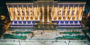 მოსახლეობის 71% მიიჩნევს, რომ დროა შანსი სხვა პარტიას მიეცეს – Edison Research