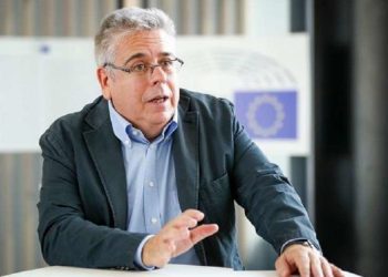 “ჩვენ არ ვუკეტავთ კარს, ისინი გვიხურავენ კარს” – ევროპარლამენტარი საქართველოს მთავრობაზე