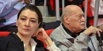 “როგორც ჯანუკი იტყოდა: “მონატრებაა ყველაფერზე დიდი ტკივილი, მე ვტირი მაგრამ სიმღერას ჰგავს ჩემი ტირილი” – თაკო ჩარკვიანი