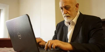 ,, არ გინდა და ნუ გინდაო – ევროპამ. რუსივით ბომბი გესროლა, ხალხი დაგიხოცა, ეკლესია გაგიუქმა, ენა წაგართვა თუ რა?!” – ლევან შენგელია