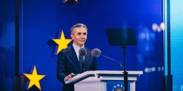 ,, შეიძლება ხვალინდელ მიტინგზე მოაწყოს თავისზე თავდასხმის იმიტაცია. შეიძლება გაწიროს მაღალი რანგის პოლიტიკური ან რელიგიური ლიდერი” – თენგო გოგოტიშვილი