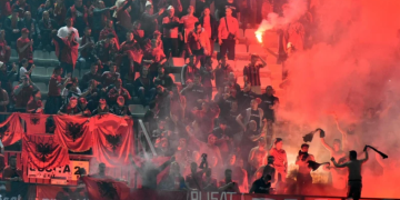 UEFA-მ ალბანეთის ნაკრები  დააჯარიმა – “ჰიმნის დროს სტვენა, კიბეების ბლოკირება, საგნების სროლა”