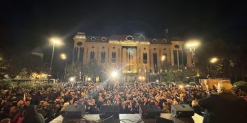 რუსთაველის გამზირი გადაიკეტა