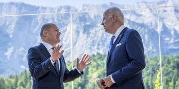 “ჩვენ გვესმის ეს პასუხისმგებლობა” – ბაიდენი და შოლცი ერთმანეთს შეხვდნენ