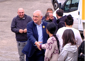 “ორიენტაცია უნდა გავაკეთოთ ქართულ პროდუქციაზე” – მამუკა ხაზარაძე დისტრიბუტორებს შეხვდა