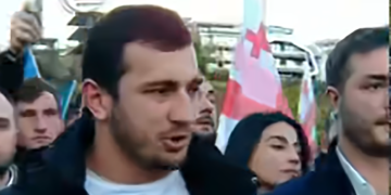 “ეს არის ის, სადაც უნდა ვიყო” – ლაშა ბექაური “ოცნების” აქციიდან