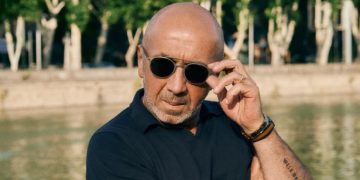 „გახარიას ღალატი თუ დაამტკიცეს, ვინც სიის პირველ ნომრად ჩაწერა, მერე დანაშაული დაფარა (გუნდში ვიცოდითო) მაგათი გასამართლება რომელს მოუწევს?“ – გოჩა მირცხულავა