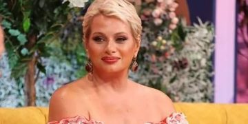 “ვზივარ, ცრემლები მომდის ღაპა-ღუპით და ვფიქრობ…” – მოროშკინა