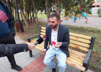 მარნეულში საარჩევნო უბანზე ენმ-ის რეგიონული ორგანიზაციის თავმჯდომარეს სცემეს