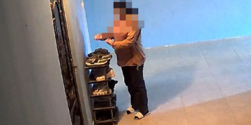 ოჯახის მტკიცებით, 18 წლის ორსულმა მეზობელმა სახლიდან ოქრო და ფული მოპარა