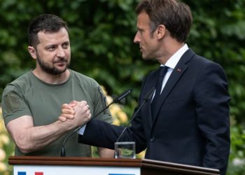 ვოლოდიმირ ზელენსკი პარიზში საფრანგეთის პრეზიდენტს, ემანუელ მაკრონს შეხვდება