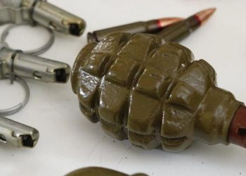 მარნეულში ბიზნესმენის სახლს ჯერ ცეცხლსასროლი იარაღით ესროლეს, შემდეგ კი ხელყუმბარა შეაგდეს