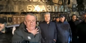 “აფხაზებო, გაიღვიძეთ, 37 წელი იწყება” – ოკუპირებულ სოხუმში