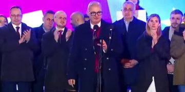 მათთვის, ვისაც უნდა, რომ მოიპაროს თქვენი არჩევნები, ვიტყვით, Русский военный корабль… – მიჰაუ კამინსკი