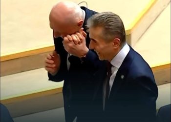 მგონი ყველანი ვხვდებით დღეს ლადო კახაძემ სარკეში რომელი პროფილით ჩაიხედა, ხო? – დათო გორგილაძე