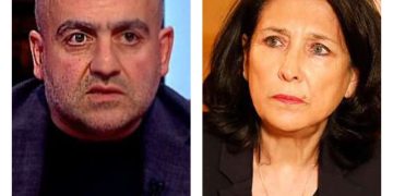 ,, ეგეთი „მშვიდობიანი” მომიტინგეები ამხობდნენ კანონიერ ხელისუფლებას 1991 წლის დეკემბერში, რომლებსაც შენ და შენი ქმარი (შენი შვილის ნათლია), ხოტბას ასხამდით შემდგომ” – გიორგი გამსახურდია პრეზიდენტს