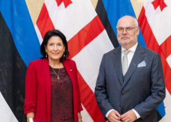 “ესტონეთი ქართველი ხალხისადმი მტკიცე მხარდაჭერას ადასტურებს” – ალან კარისი სალომე ზურაბიშვილს ესაუბრა