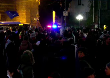 “დაიტოვეს” ორგანიზებით, თბილისში საპროტესტო აქცია-მსვლელობა დაიწყო