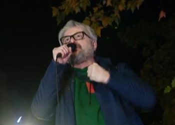 “მორჩა სეირნობა, ვკეტავთ ყველაფერს, პასუხისმგებლობას ვიღებთ ლიდერები” – გვარამია