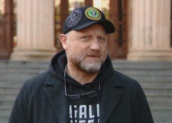 “მაცდენენ და სხვებსაც აცდენენ, რა მოხდა და როგორ მოიპარეს არჩევნები, ამით სავსეა ინტერნეტი” – ზურა ჯაფარიძე მაგისტრი მოსამართლის თანდასწრებით იკითხება