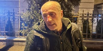 “ეს ნაცემი ადამიანი და ამის შვილი დააკავეს” – რას წერს სოციალურ ქსელში დავით დავითაშვილი