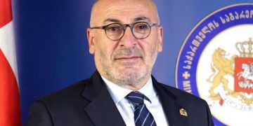 “ვერ ვიტყვი, რომ არ ველოდი… კიდევ კარგი ამ დღეს ელჩის სტატუსით არ მოვესწარი” – ყოფილი ელჩი