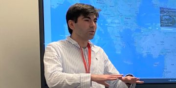 “ვტოვებ თავდაცვის ძალების გენერალურ შტაბს, დავუდგეთ დემონსტრანტებს გვერდით” – რატი თვალავაძე