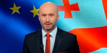“პირველი არხი ჩამრთეთ პირდაპირ ეთერში, სამ წელზე მეტი გავატარე “მოამბეში” – გურამ როგავა