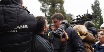 „გაიწიე, ბიჭო” – “დღის პოლიციელი” – ლაშა სალუქვაძეს ფოტოგრაფიც ადანაშაულებს