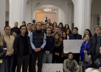 “თსუ, გამაგრდი, თქვენთან ვართ, ვამაყობთ თქვენით” – ბსუ–ის სტუდენტები