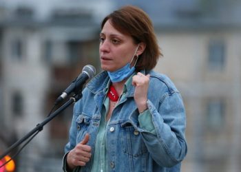 „მთელი ღამე დავრჩებით აქ“ – ელენე ხოშტარია