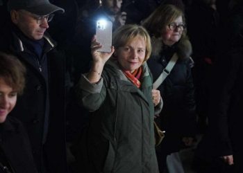 ევროპარლამენტარები რუსთაველის გამზირზე, აქციაზე მივიდნენ