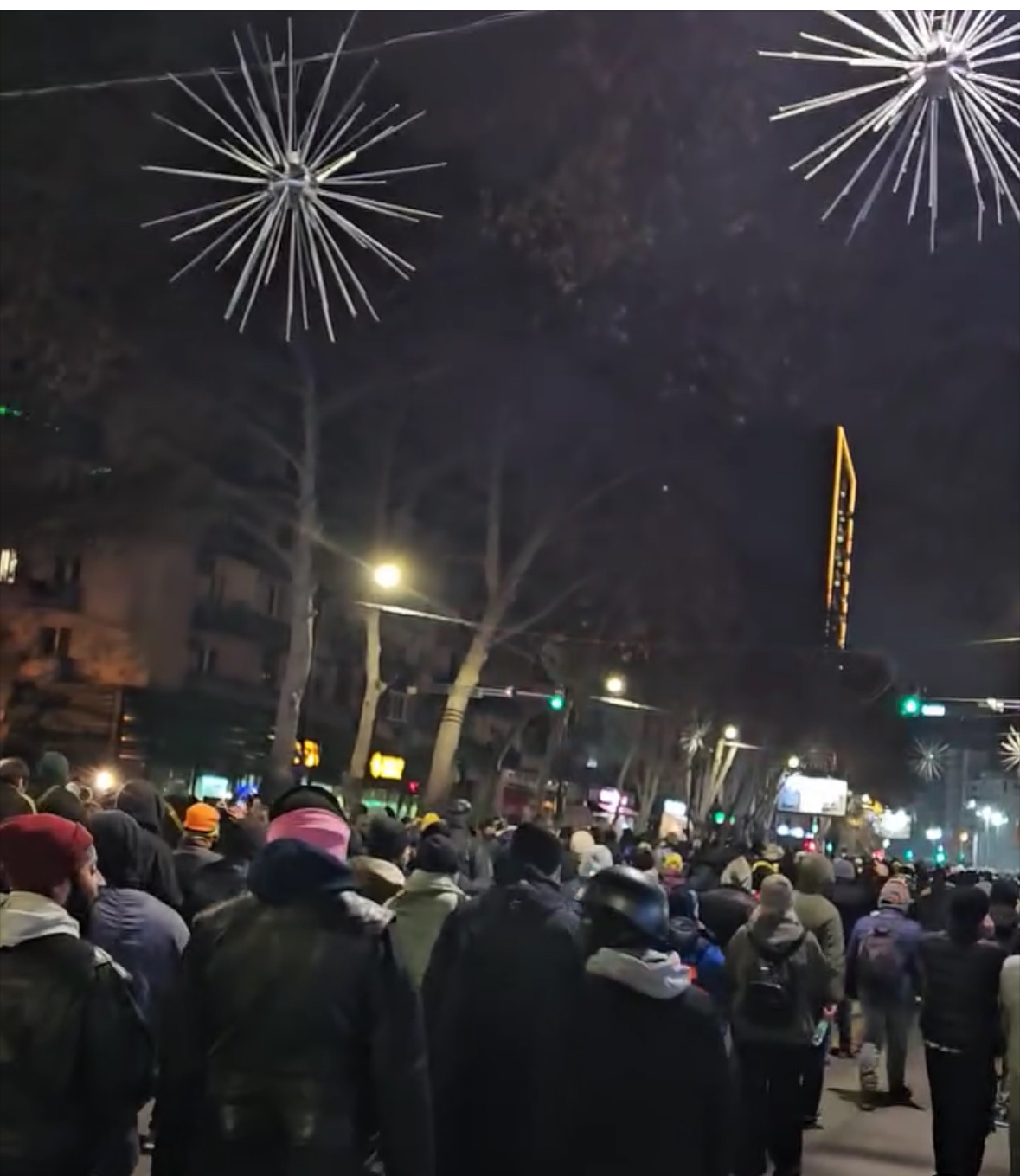 ,,არ დავიღლებით! ვერ მოგვერევით” – ახალგაზრდების მსვლელობა