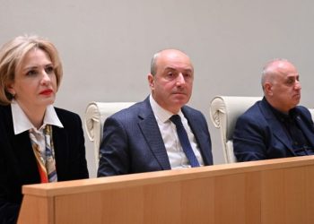 ,,ხალხის ძალა” ,,ოპოზიციაში” გადადის