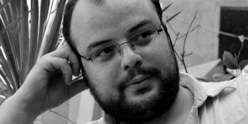 ძალიან გავაწვალეთ ისტორიკოსებს, რატომ იდგნენ რუსთაველზე გვერდიგვერდ LGBT თემი და მამაოები, ზვიადისტები და პუტჩისტები, თელაველები და გურჯაანელები, კონსერვატორია და კომაროვი, მოლა და რაბინი, რუსები და უკრაინელები…