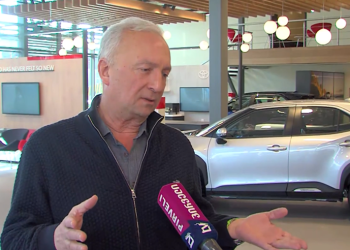 ,, კობახიძის მუქარა აღარავის ადარდებს, ბიზნესიც იგივე აზრზეა, რაზეც მოსახლეობის დიდი ნაწილი” – ირაკლი გურჩიანი