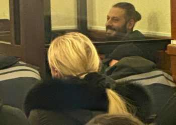 საბა სხვიტარიძეს იზოლატორში თავზე ხე გადაამტვრიეს – ნაწამები აქტივისტი პატიმრობაში დატოვეს