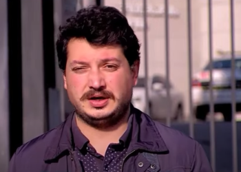 18 წლის დიჯეი დააკავეს, ურტყამდნენ სახეში, აგინებდნენ – ადვოკატი